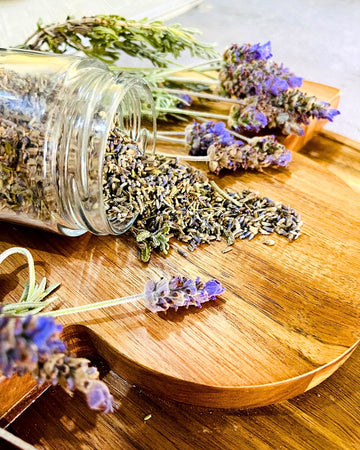 Dried Lavender Leaves and Buds